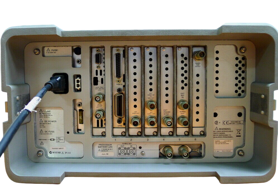 Agilent E4405B Анализатор спектра от 9 кГц до 13,2 ГГц (демонстрационный)