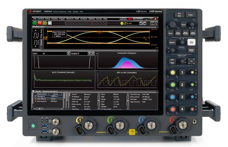 UXR0204B Осциллограф