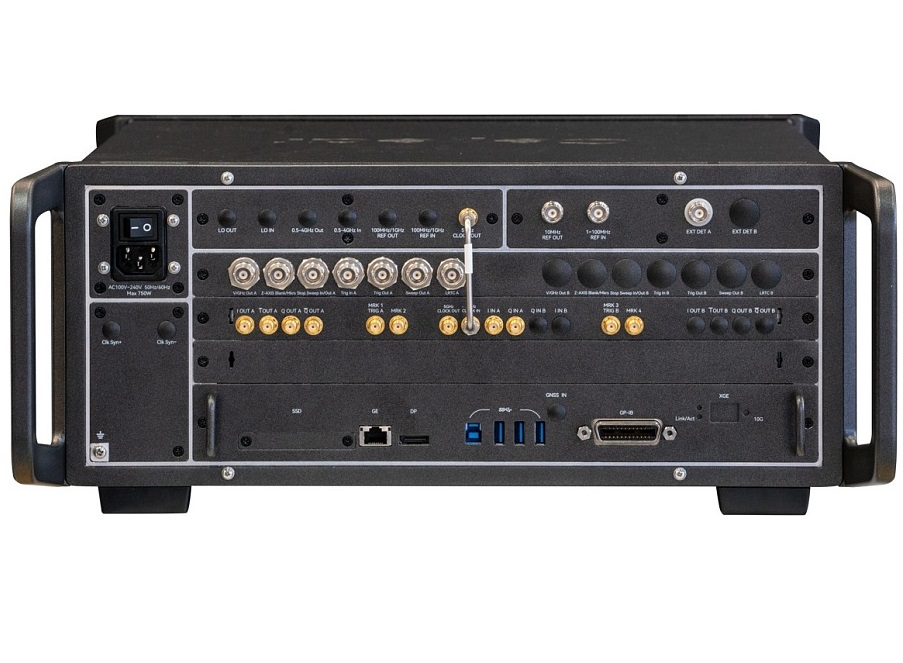 AkmeTech AT1466H Аналоговый генератор сигналов от 6 кГц до 53 ГГц