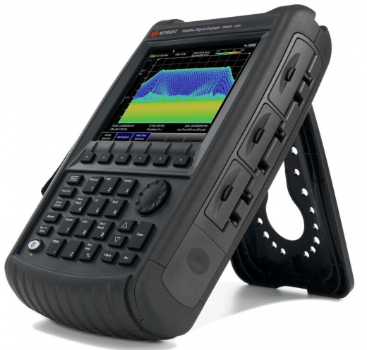 Keysight N9933B FieldFox Портативный анализатор спектра
