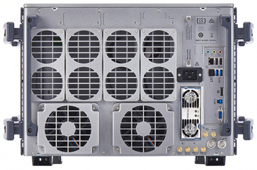 UXR0804A Осциллограф