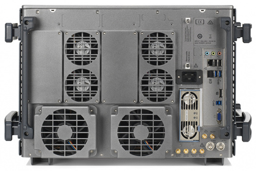 UXR0334A Осциллограф