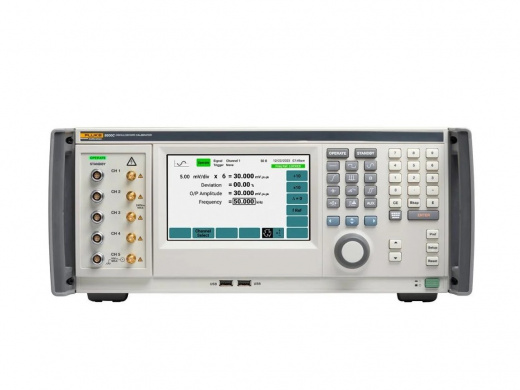 Fluke 9500C Калибратор осциллографов - фронатльный вид