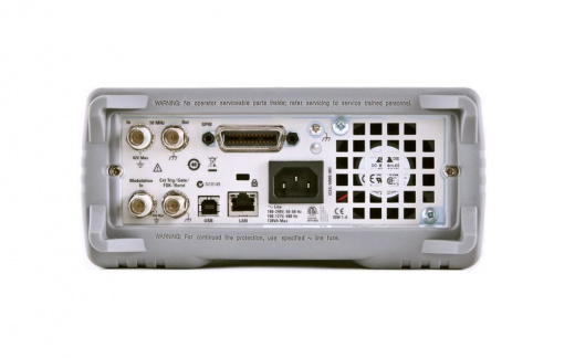 33520B Генератор сигналов