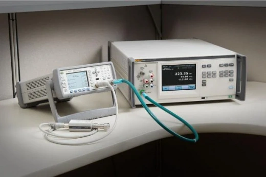 Fluke 5790B/AF Эталон для измерения переменного напряжения